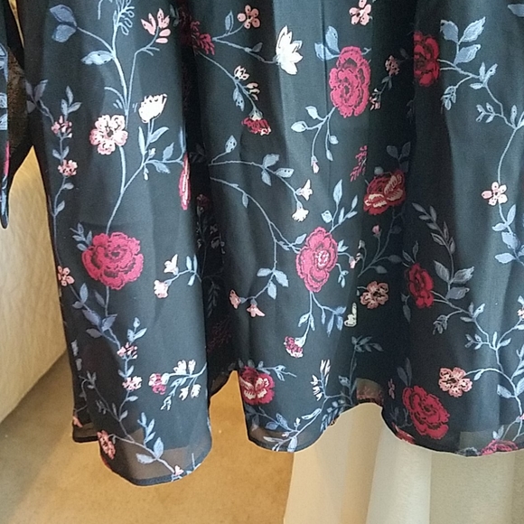 NWOT Gal Meets Glam Floral Black Cherry Midi Dress - Picture 9 of 14